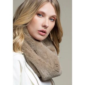 Faux fur soft infinity circle loop scarf